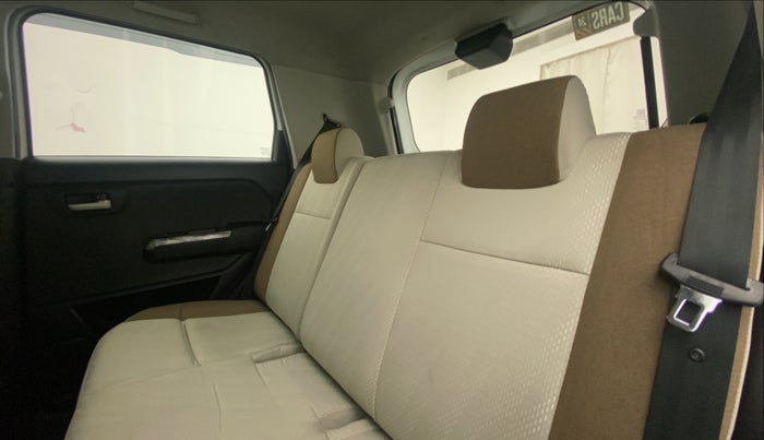 2021 Maruti New Wagon-R VXI (O) 1.2, Petrol, Manual, 19,532 km, Right Side Rear Door Cabin