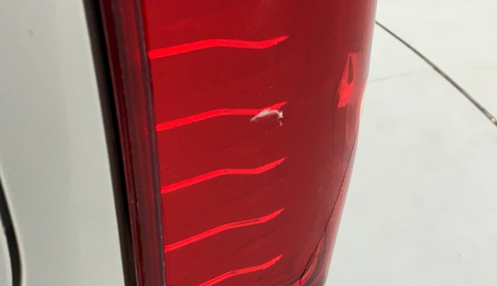 2015 Maruti Wagon R 1.0 VXI, Petrol, Manual, 21,598 km, Left tail light - Minor damage