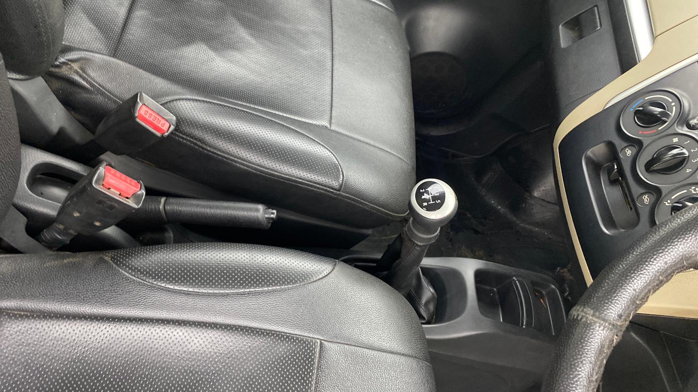 2017 Maruti Wagon R 1.0 LXI CNG, CNG, Manual, 51,600 km, Gear Lever