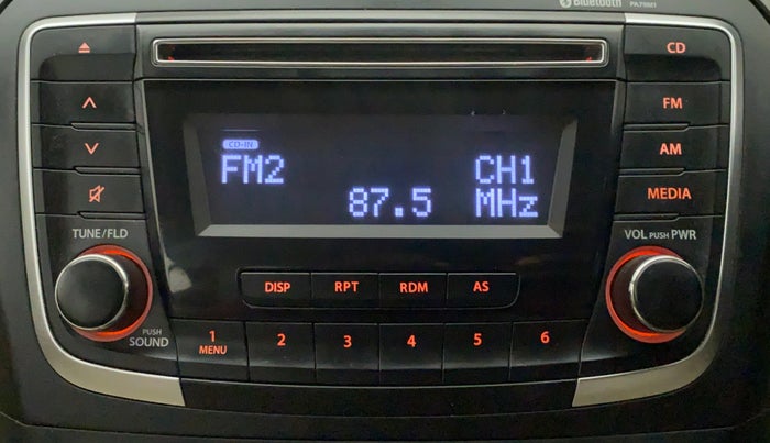 2015 Maruti Ciaz VXI, Petrol, Manual, 85,560 km, Infotainment System