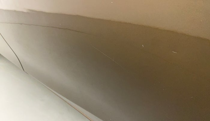 2015 Maruti Ciaz VXI, Petrol, Manual, 85,560 km, Rear left door - Minor scratches