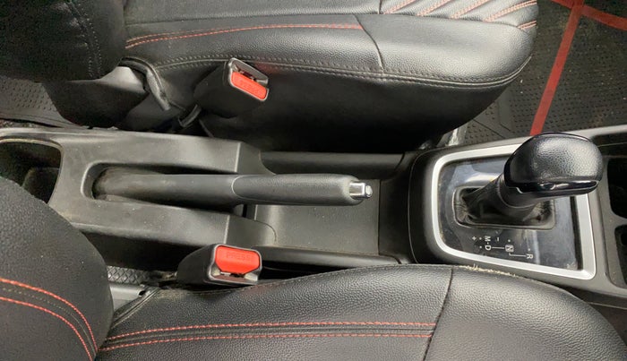 2021 Maruti Swift VXI AMT, Petrol, Automatic, 27,463 km, Gear Lever