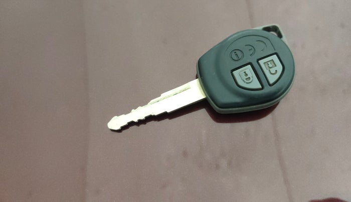 2021 Maruti Ertiga VXI CNG, CNG, Manual, 49,839 km, Key Close Up