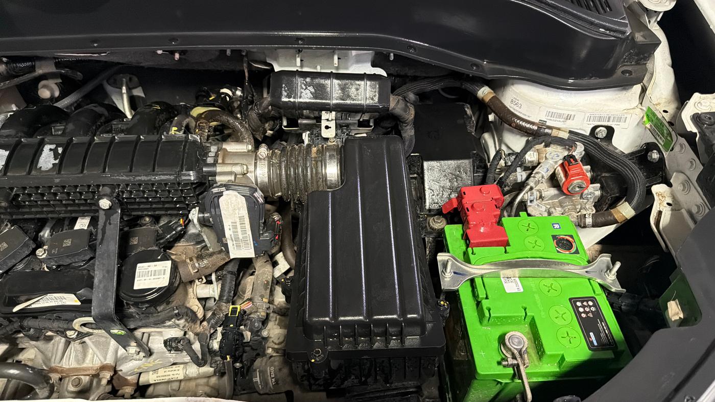 2024 Tata PUNCH PURE MT CNG, CNG, Manual, 27,604 km, Engine View - Left