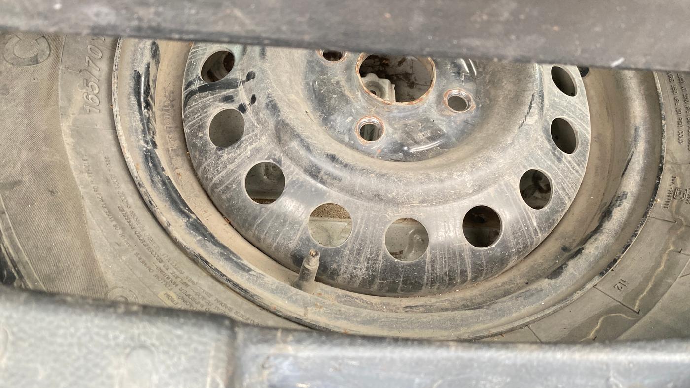 2017 Maruti Wagon R 1.0 VXI, CNG, Manual, 1,32,273 km, Spare Tyre