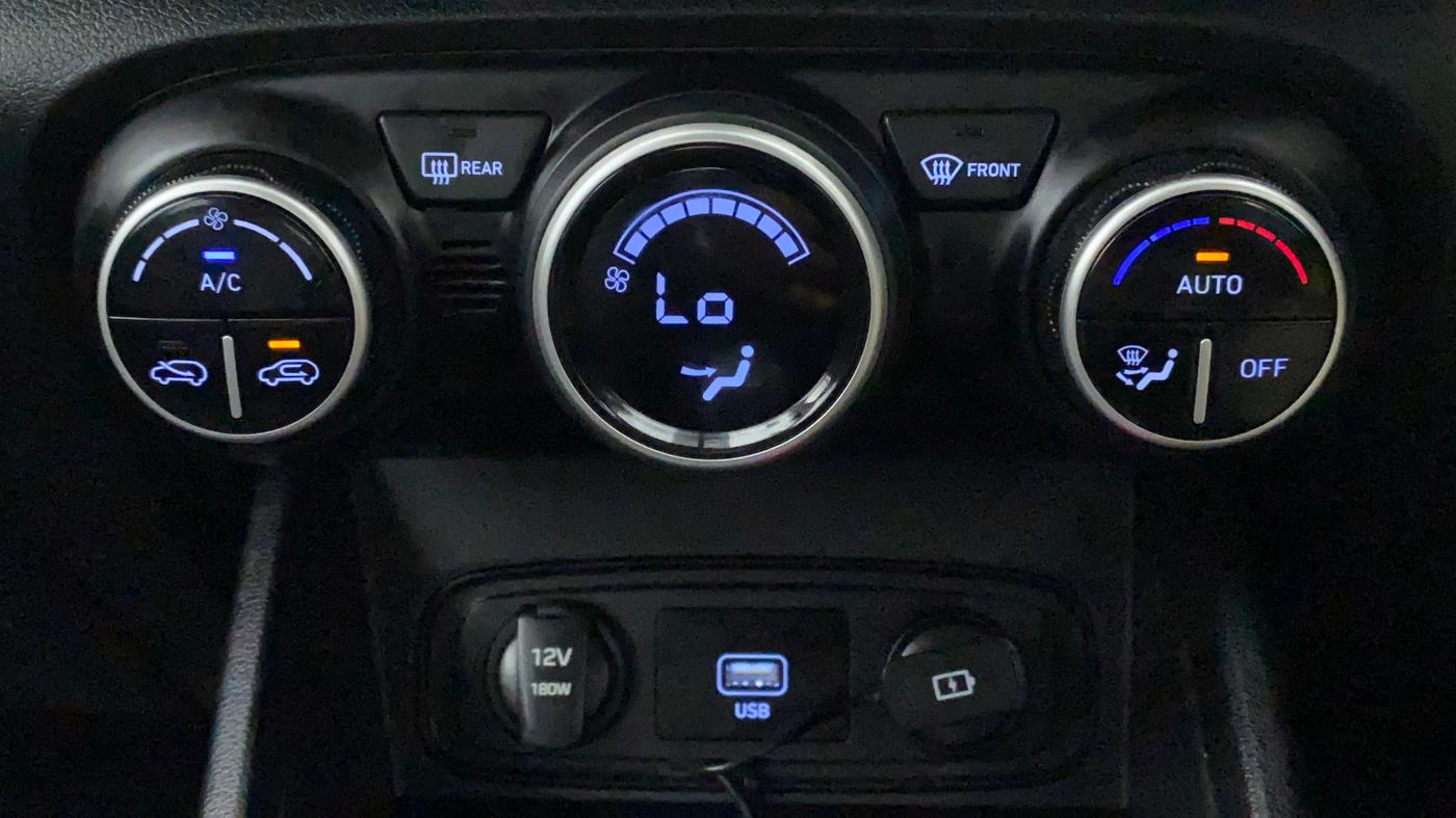 2020 Hyundai VENUE SX PLUS 1.0 TURBO DCT, Petrol, Automatic, 38,475 km, Automatic Climate Control