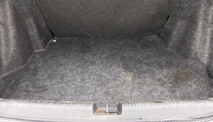 2016 Honda Amaze 1.2L I-VTEC SX, Petrol, Manual, 58,019 km, Boot Inside