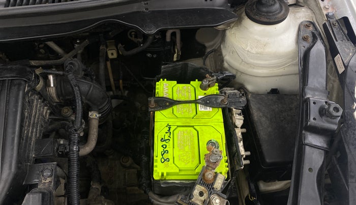 2014 Maruti Swift VXI, Petrol, Manual, 83,723 km, Engine View - Left