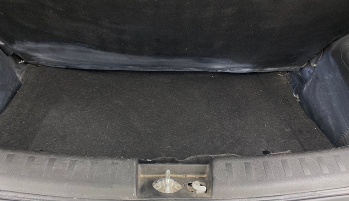 2014 Maruti Swift VXI, Petrol, Manual, 83,723 km, Boot Inside