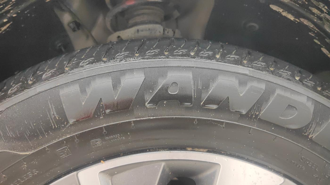 2024 Hyundai Tucson SIGNATURE 2.0 AT PETROL, Petrol, Automatic, 9,361 km, Right Front Tyre Tread