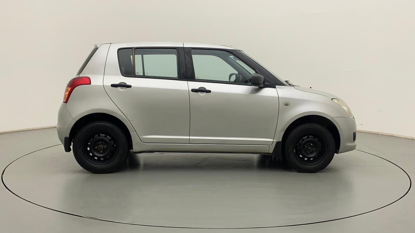 2011 Maruti Swift VXI, Petrol, Manual, 47,946 km, Right Side View