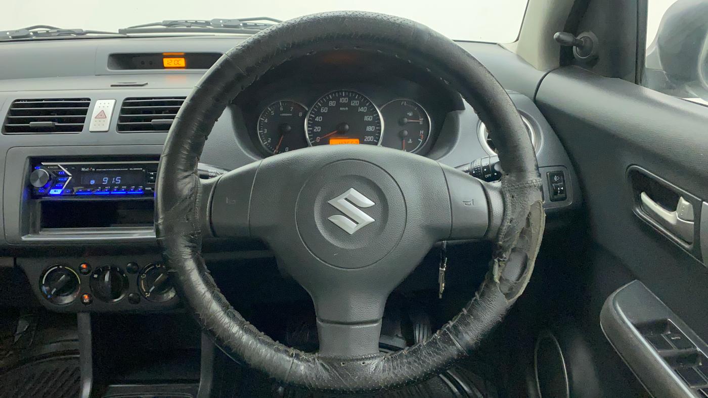 2011 Maruti Swift VXI, Petrol, Manual, 47,946 km, Steering Wheel Close Up