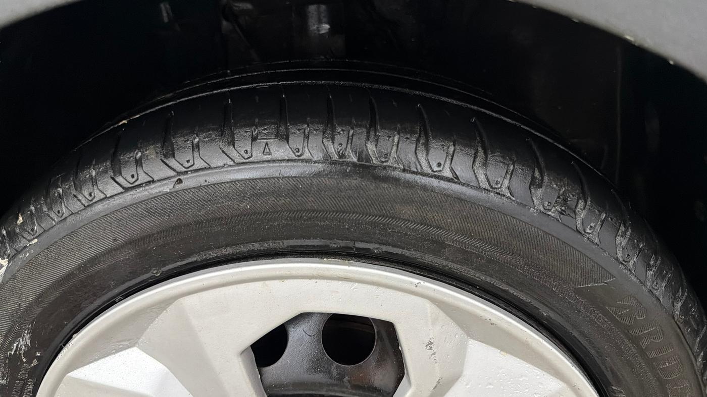 2021 Tata ALTROZ XT PETROL, Petrol, Manual, 92,863 km, Right Front Tyre Tread