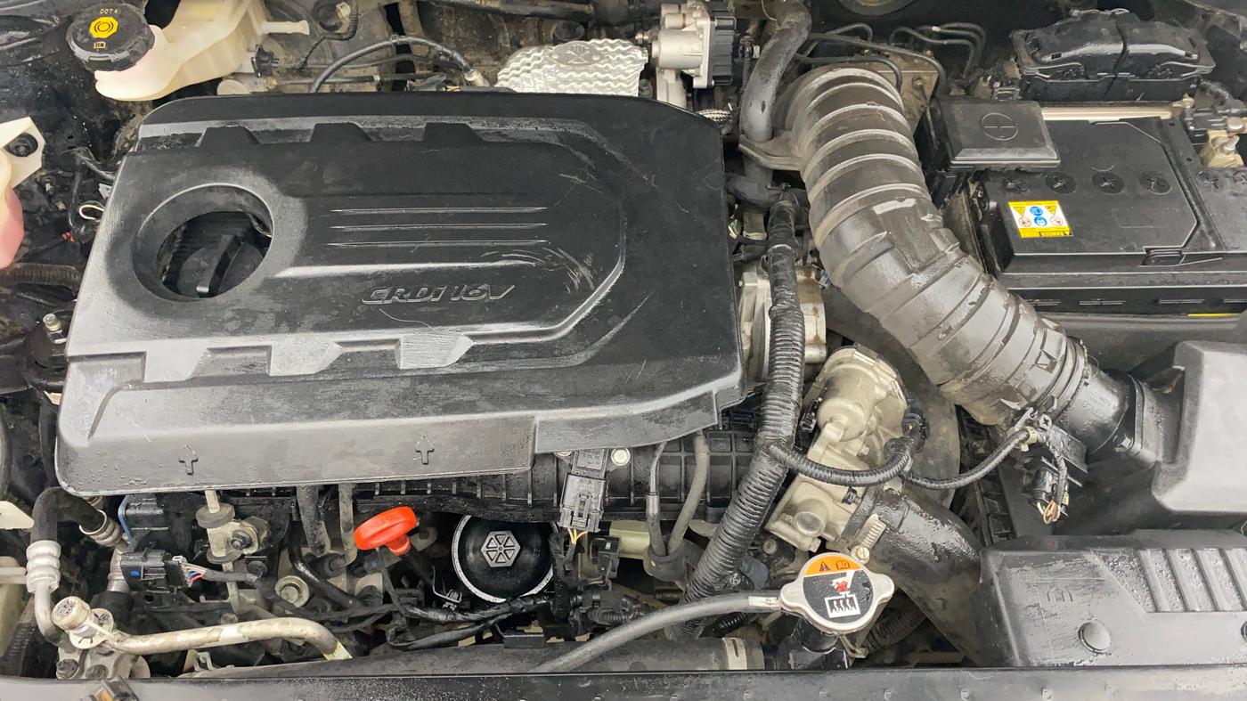 2022 KIA CARENS LUXURY PLUS 1.5 DIESEL AT 6 STR, Diesel, Automatic, 74,209 km, Engine View