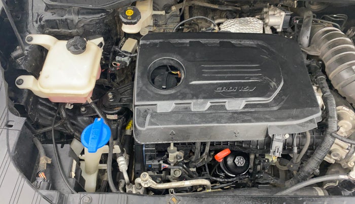 2022 KIA CARENS LUXURY PLUS 1.5 DIESEL AT 6 STR, Diesel, Automatic, 72,078 km, Engine View - Right