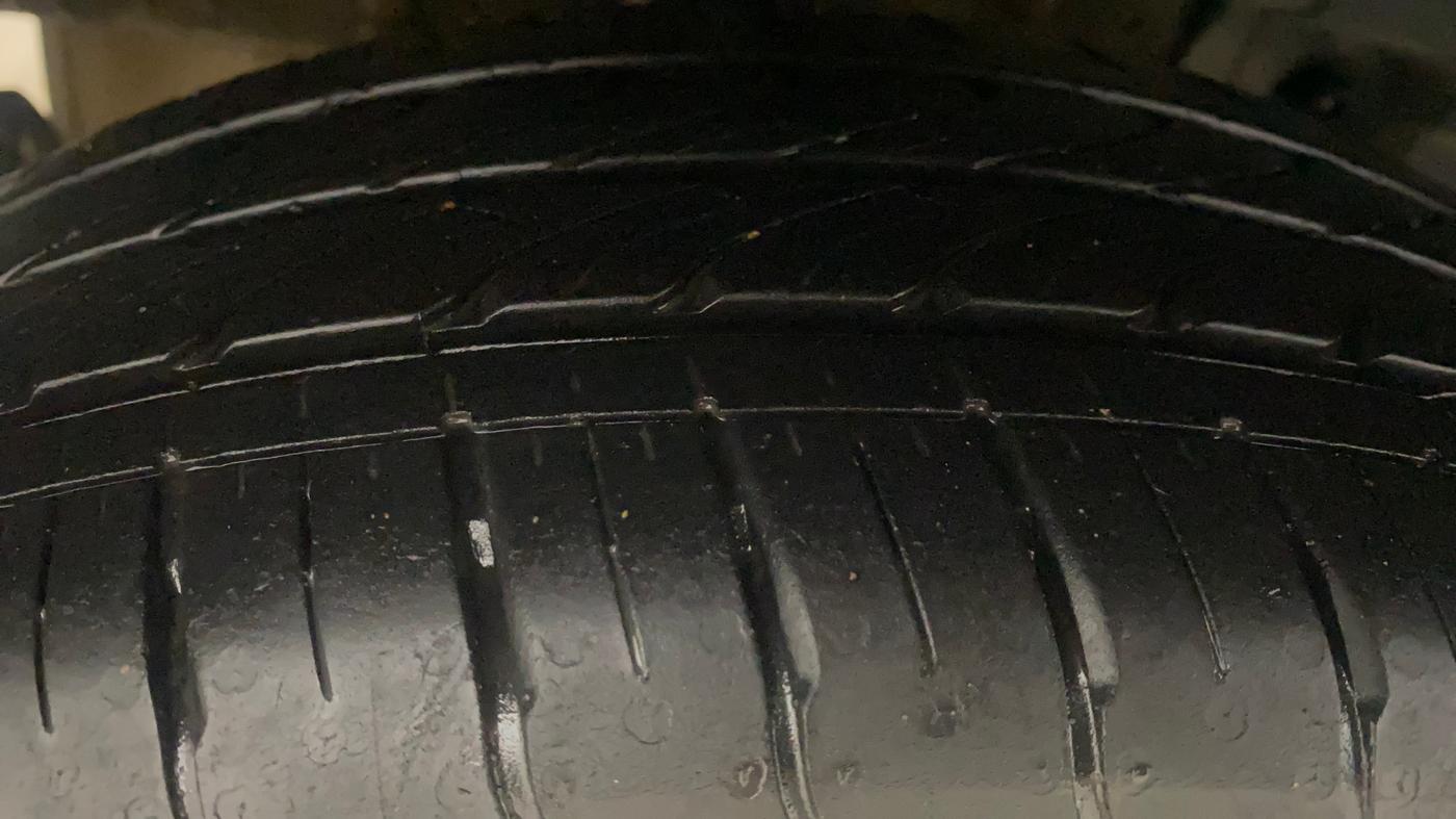 2020 Tata TIGOR XZA PLUS PETROL, Petrol, Automatic, 24,834 km, Right Rear Tyre Tread
