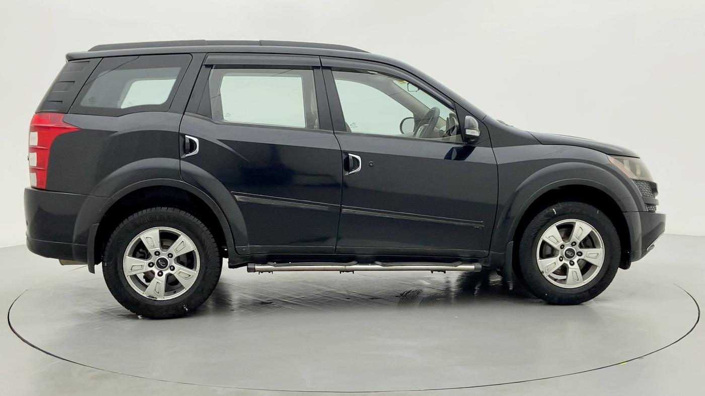 2013 Mahindra XUV500 W8 FWD, Diesel, Manual, 72,418 km, Right Side View