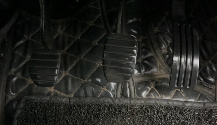 2021 Renault Duster RXZ 1.5 PETROL MT, Petrol, Manual, 38,800 km, Pedals