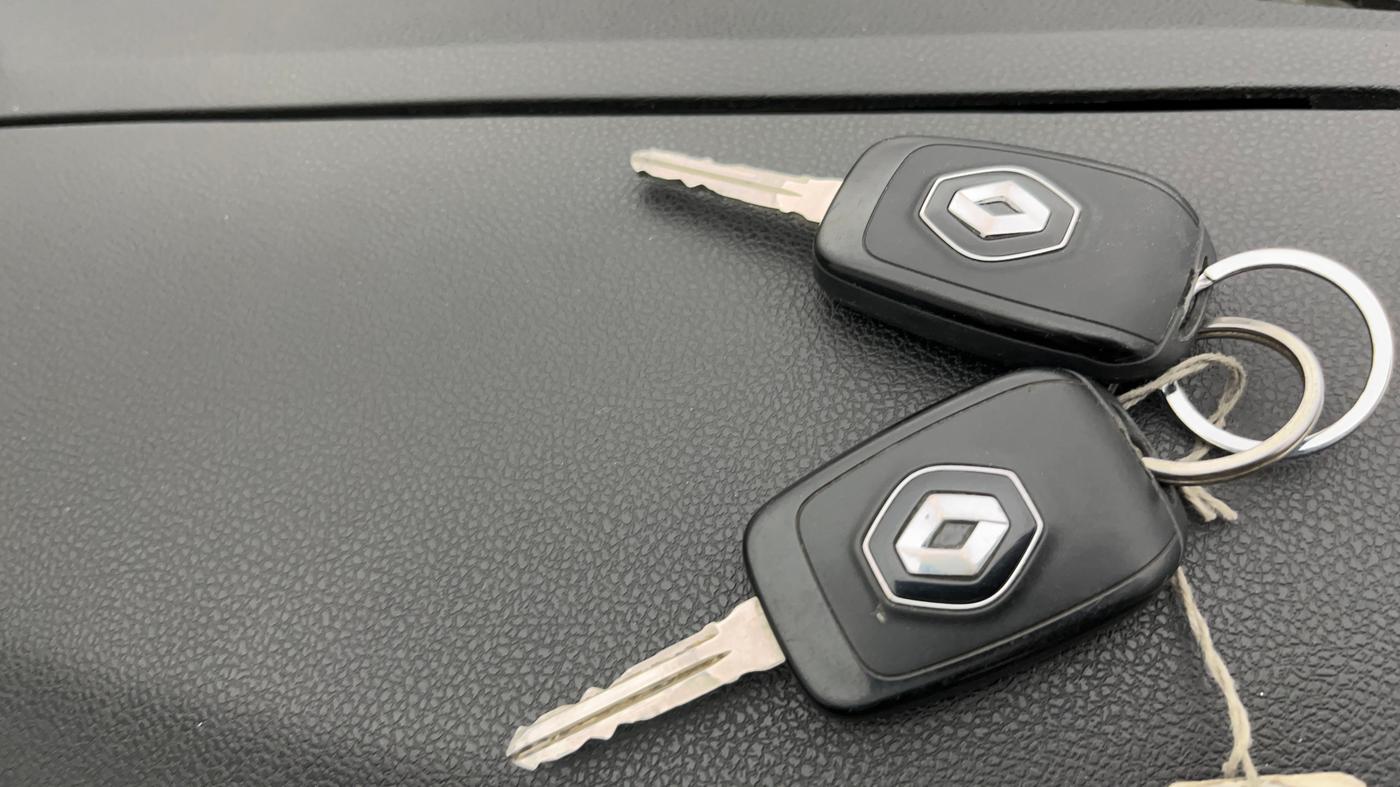 2021 Renault Duster RXZ 1.5 PETROL MT, Petrol, Manual, 38,842 km, Key Close Up