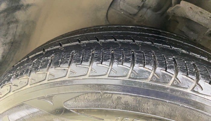 2019 Hyundai Elite i20 SPORTZ PLUS  1.2 CVT, Petrol, Automatic, 15,168 km, Left Front Tyre Tread