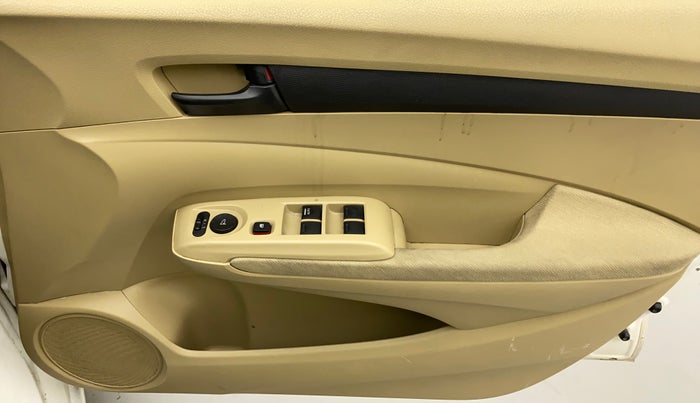 2010 Honda City 1.5L I-VTEC S MT, Petrol, Manual, 53,416 km, Driver Side Door Panels Control