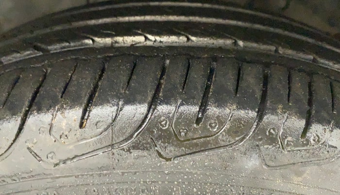 2010 Honda City 1.5L I-VTEC S MT, Petrol, Manual, 53,416 km, Right Front Tyre Tread