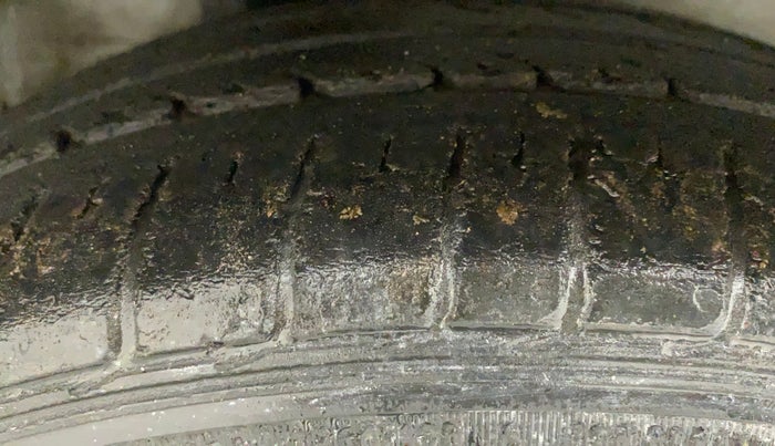 2010 Honda City 1.5L I-VTEC S MT, Petrol, Manual, 53,416 km, Right Rear Tyre Tread