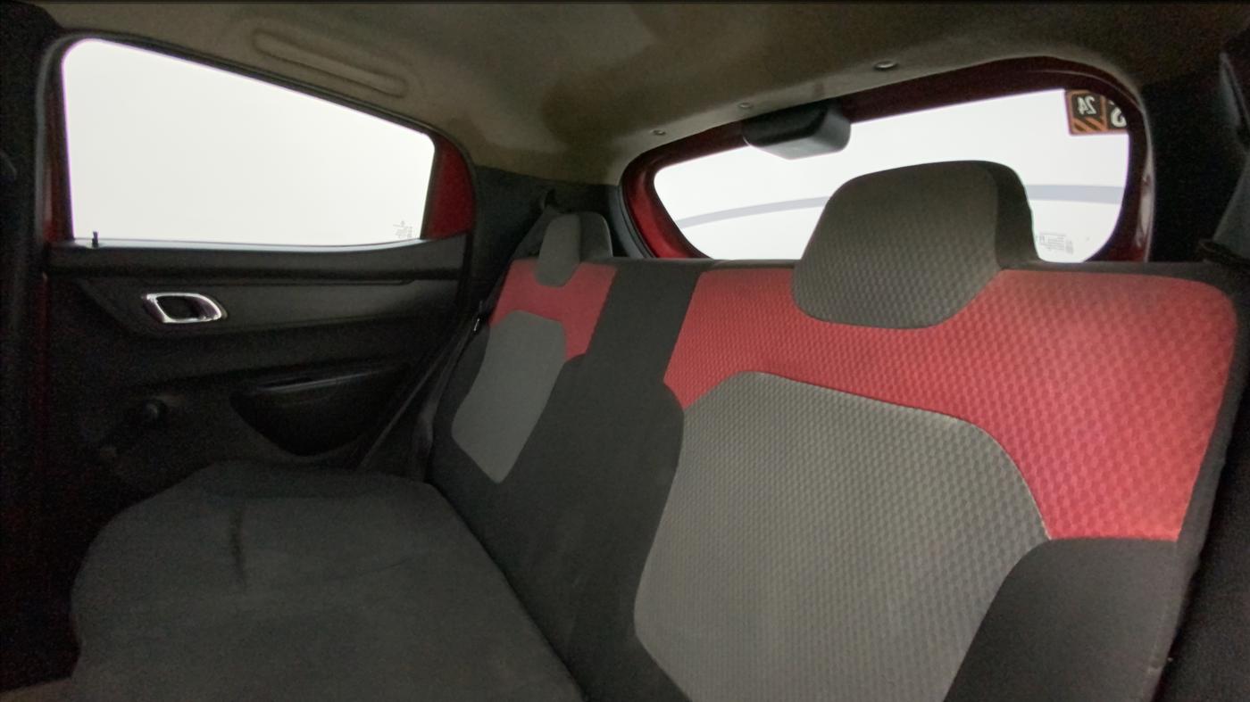 2019 Renault Kwid RXT 1.0 (O), Petrol, Manual, 75,494 km, Right Side Rear Door Cabin