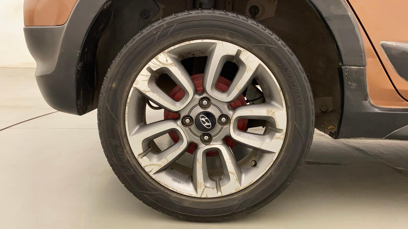 2015 Hyundai i20 Active 1.2 S, Petrol, Manual, 56,366 km, Right Rear Wheel