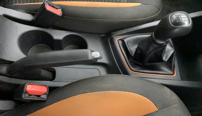 2015 Hyundai i20 Active 1.2 S, Petrol, Manual, 56,366 km, Gear Lever