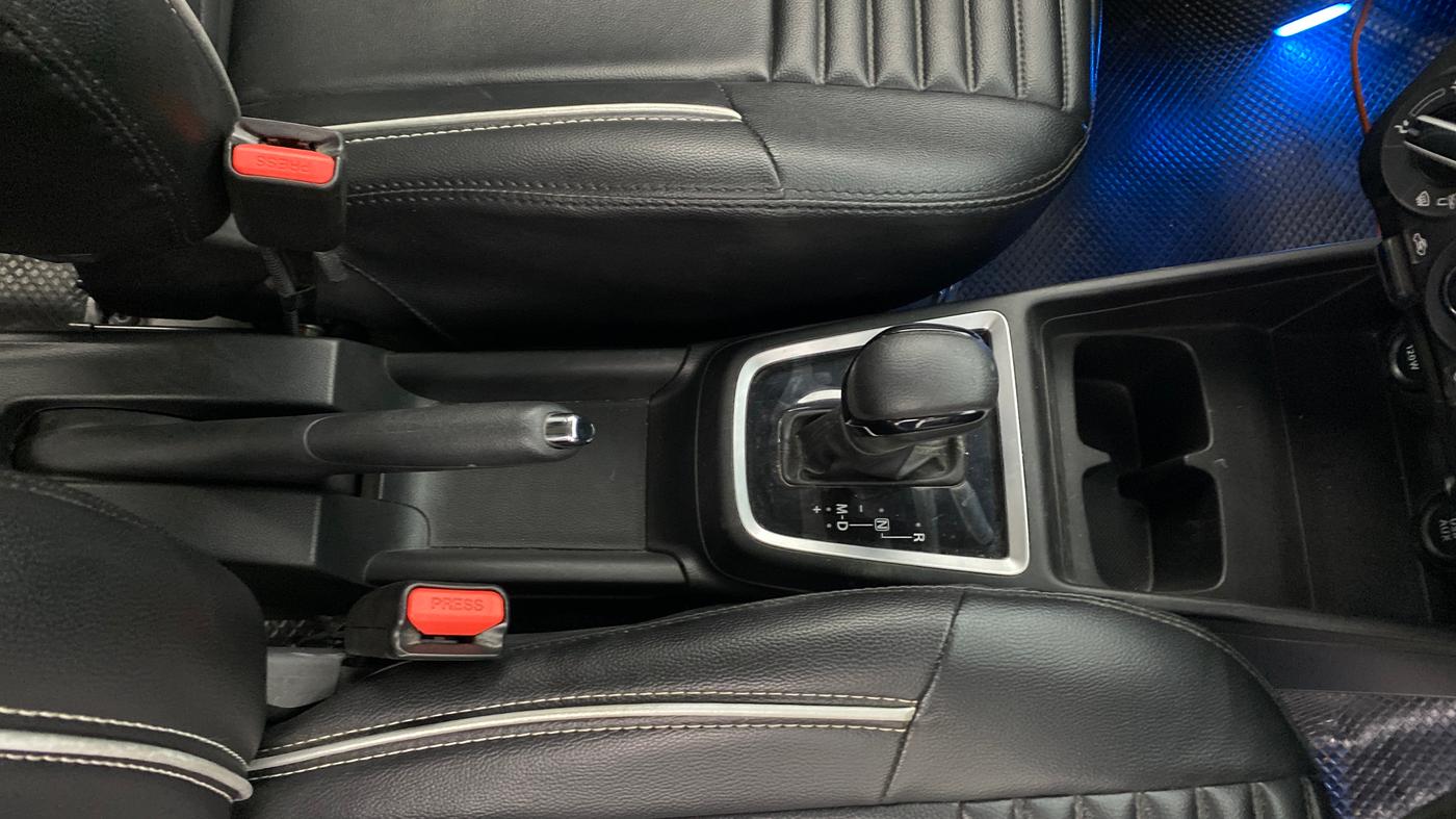 2022 Maruti Swift VXI AMT, Petrol, Automatic, 43,474 km, Gear Lever