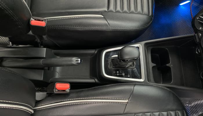 2022 Maruti Swift VXI AMT, Petrol, Automatic, 43,474 km, Gear Lever