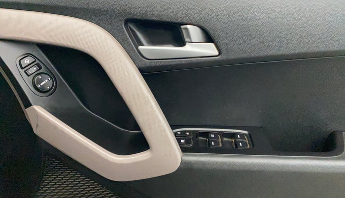 2018 Hyundai Creta SX 1.6 DIESEL, Diesel, Manual, 1,18,687 km, Driver Side Door Panels Control