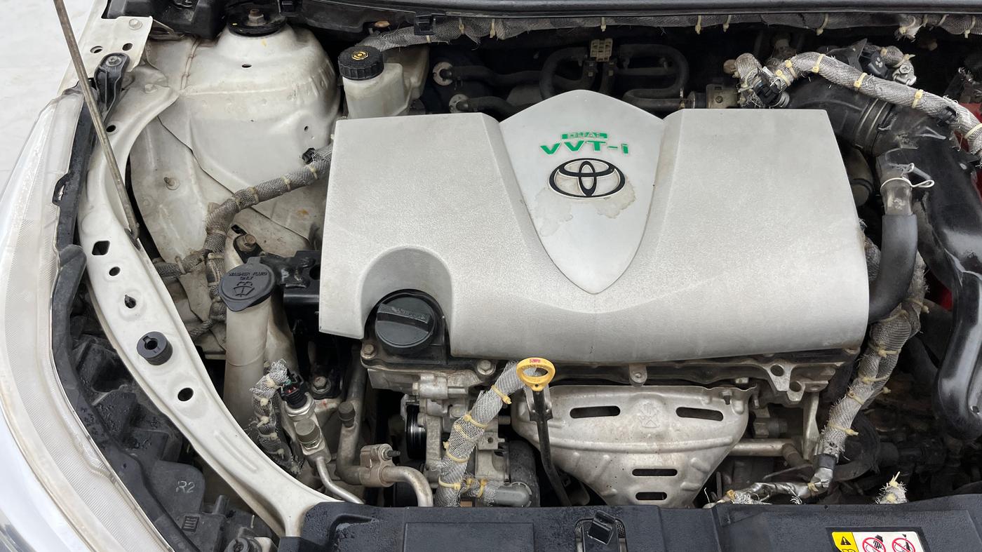 2018 Toyota YARIS VX CVT, Petrol, Automatic, 1,19,403 km, Engine View - Right
