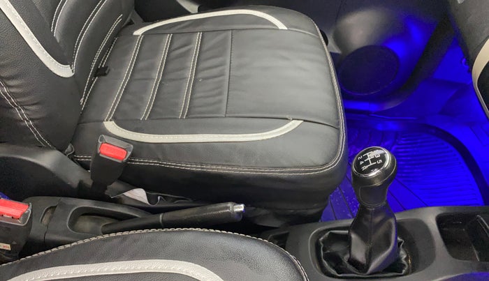 2016 Maruti Wagon R 1.0 VXI, Petrol, Manual, 47,155 km, Gear Lever