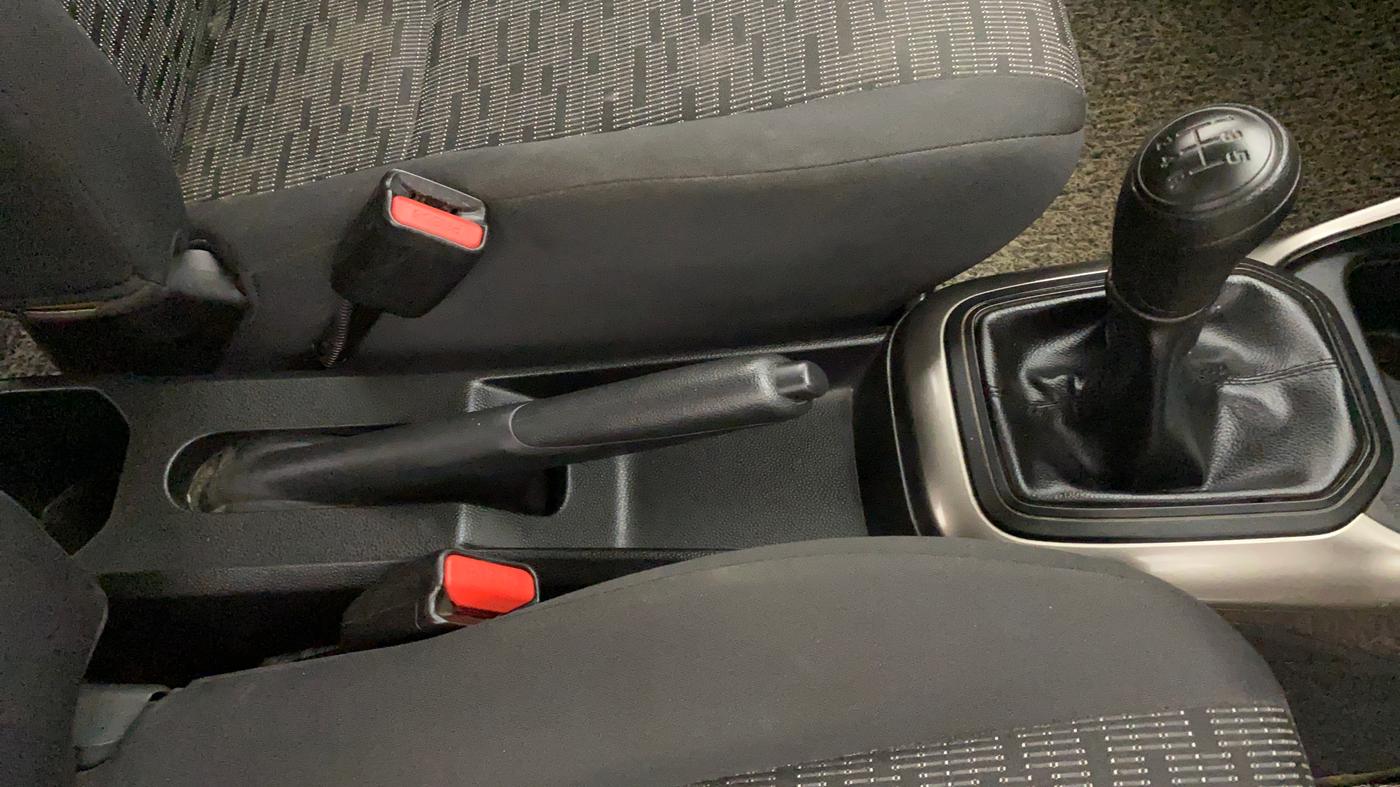 2019 Maruti IGNIS SIGMA 1.2 K12, Petrol, Manual, 33,062 km, Gear Lever