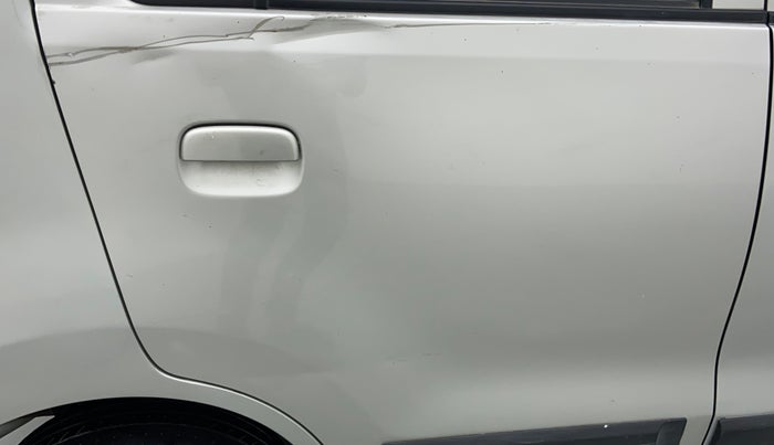 2017 Maruti Wagon R 1.0 VXI, Petrol, Manual, 52,113 km, Right rear door - Slightly dented