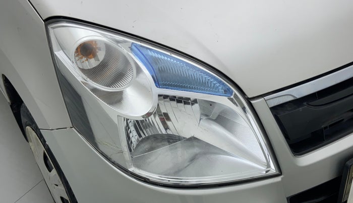 2017 Maruti Wagon R 1.0 VXI, Petrol, Manual, 52,113 km, Right headlight - Minor scratches