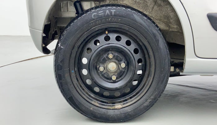 2017 Maruti Wagon R 1.0 VXI, Petrol, Manual, 52,113 km, Right Rear Wheel