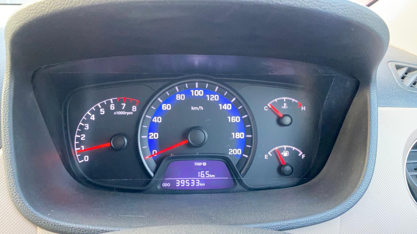 2015 Hyundai Xcent S 1.2, Petrol, Manual, 39,511 km, Odometer Image