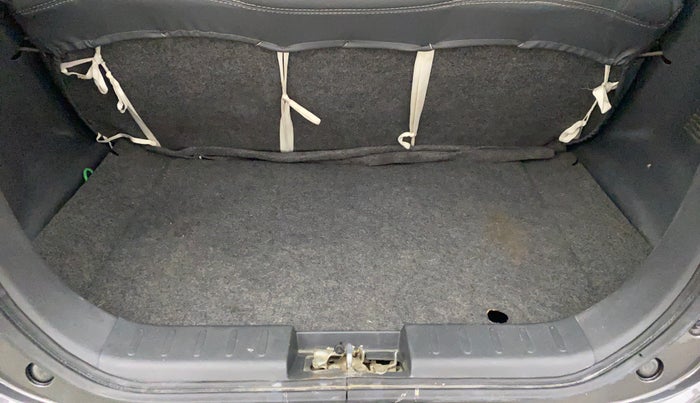 2017 Maruti Alto 800 LXI, Petrol, Manual, 18,168 km, Boot Inside