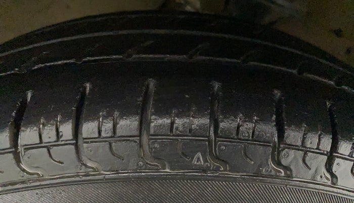 2017 Maruti Alto 800 LXI, Petrol, Manual, 18,168 km, Right Rear Tyre Tread