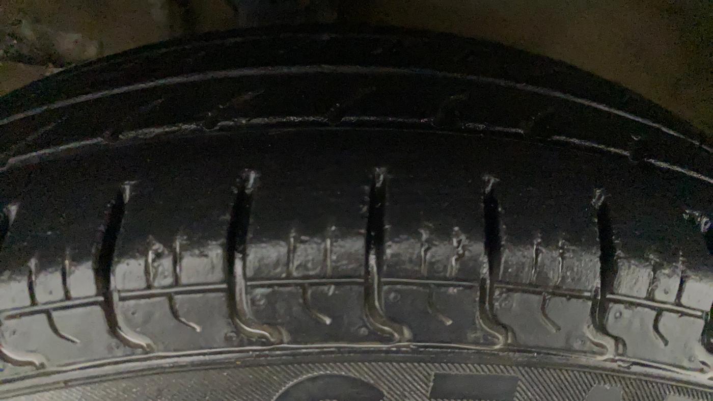 2017 Maruti Alto 800 LXI, Petrol, Manual, 18,168 km, Right Front Tyre Tread
