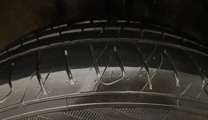 2018 Ford Ecosport TITANIUM + 1.5L PETROL AT, Petrol, Automatic, 50,718 km, Left Rear Tyre Tread