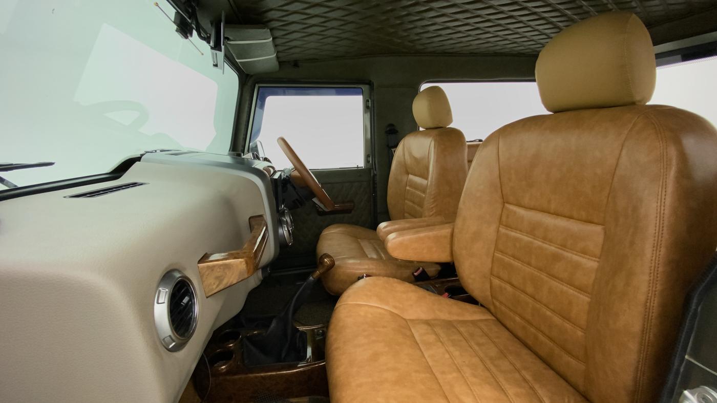 2018 Mahindra Thar CRDE 4X4 BS IV, Diesel, Manual, 24,191 km, Right Side Front Door Cabin