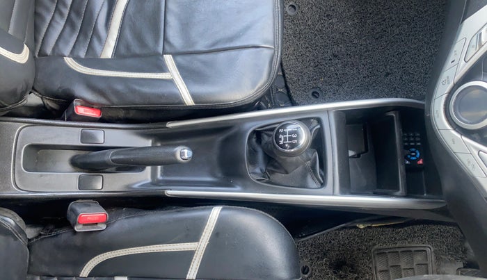 2018 Maruti Baleno DELTA PETROL 1.2, Petrol, Manual, 51,105 km, Gear Lever