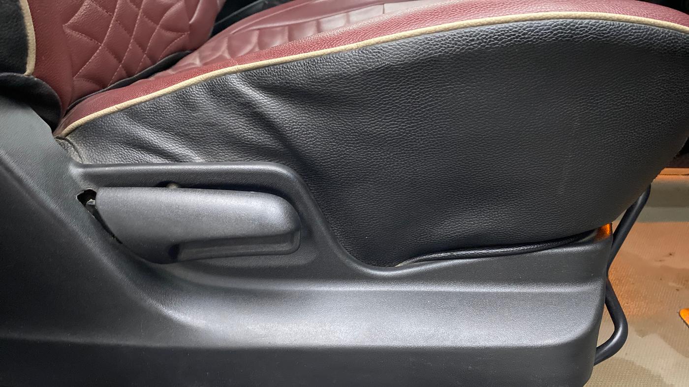 2018 Maruti Ertiga VDI SHVS LIMITED EDITION, Diesel, Manual, 71,601 km, Driver Side Adjustment Panel