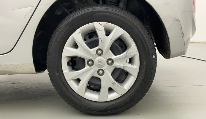 2016 Hyundai Grand i10 MAGNA 1.2 KAPPA VTVT, Petrol, Manual, 15,221 km, Left Rear Wheel