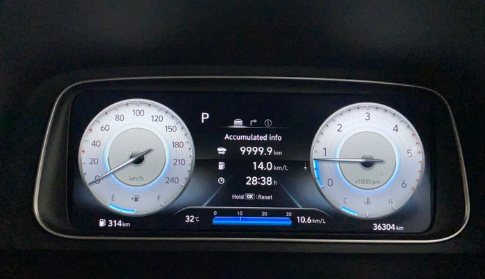 2022 Hyundai ALCAZAR PLATINUM(O) 7STR 1.5 AT, Diesel, Automatic, 36,240 km, Odometer Image