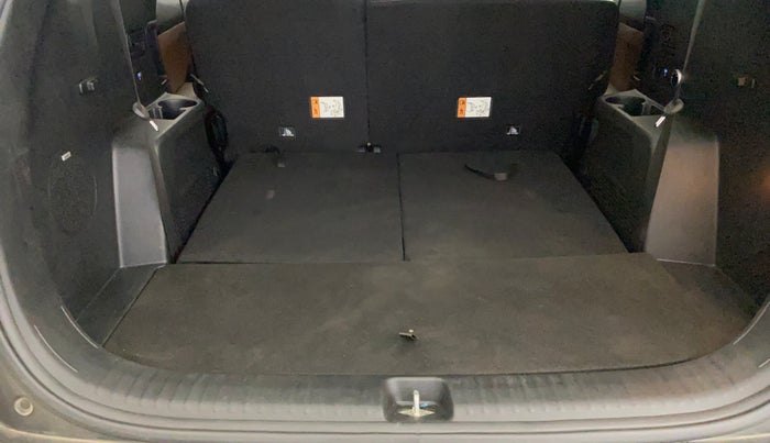 2022 Hyundai ALCAZAR PLATINUM(O) 7STR 1.5 AT, Diesel, Automatic, 36,240 km, Boot Inside